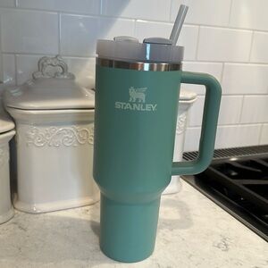 New 40oz. Stanley cup